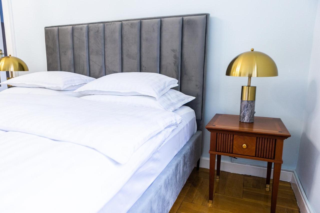 Luxury Downtown 3 Bedroom Apartment By Synagoge With Beautiful View Budapest Extérieur photo