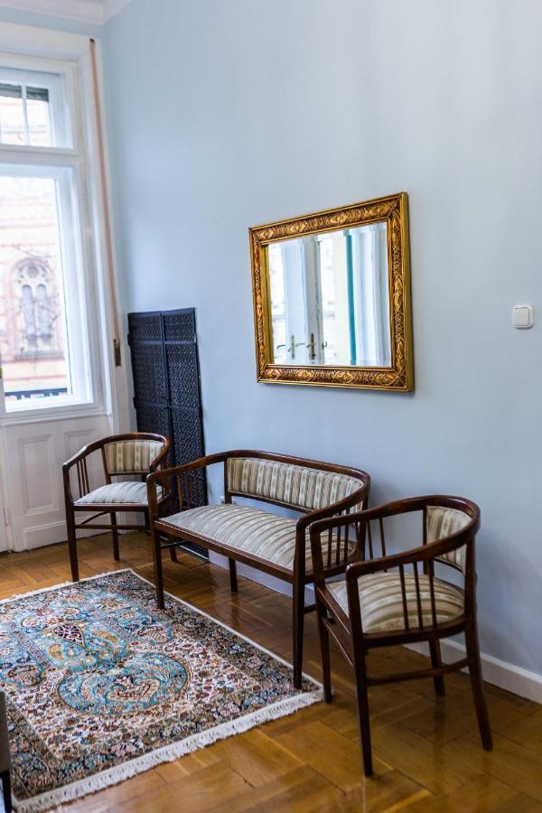 Luxury Downtown 3 Bedroom Apartment By Synagoge With Beautiful View Budapest Extérieur photo