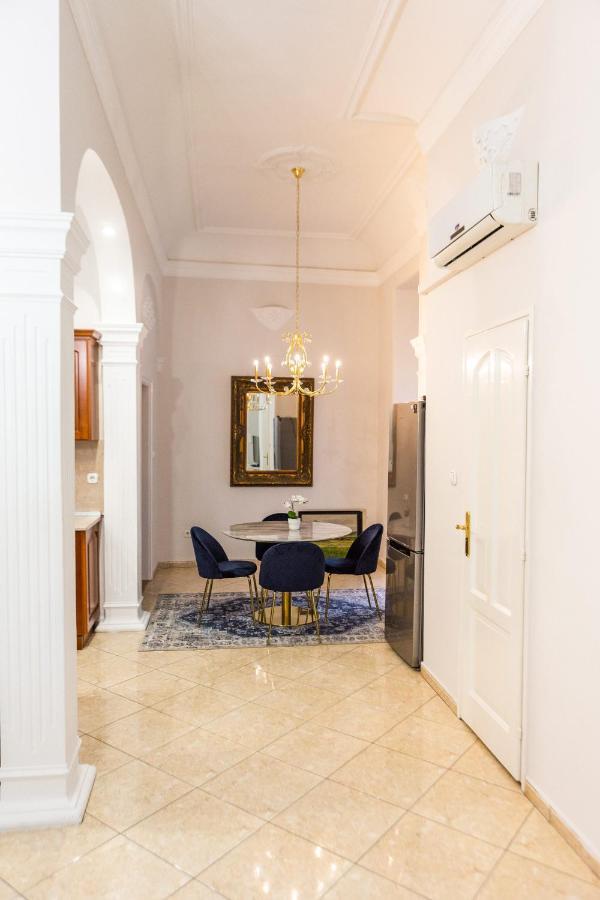 Luxury Downtown 3 Bedroom Apartment By Synagoge With Beautiful View Budapest Extérieur photo