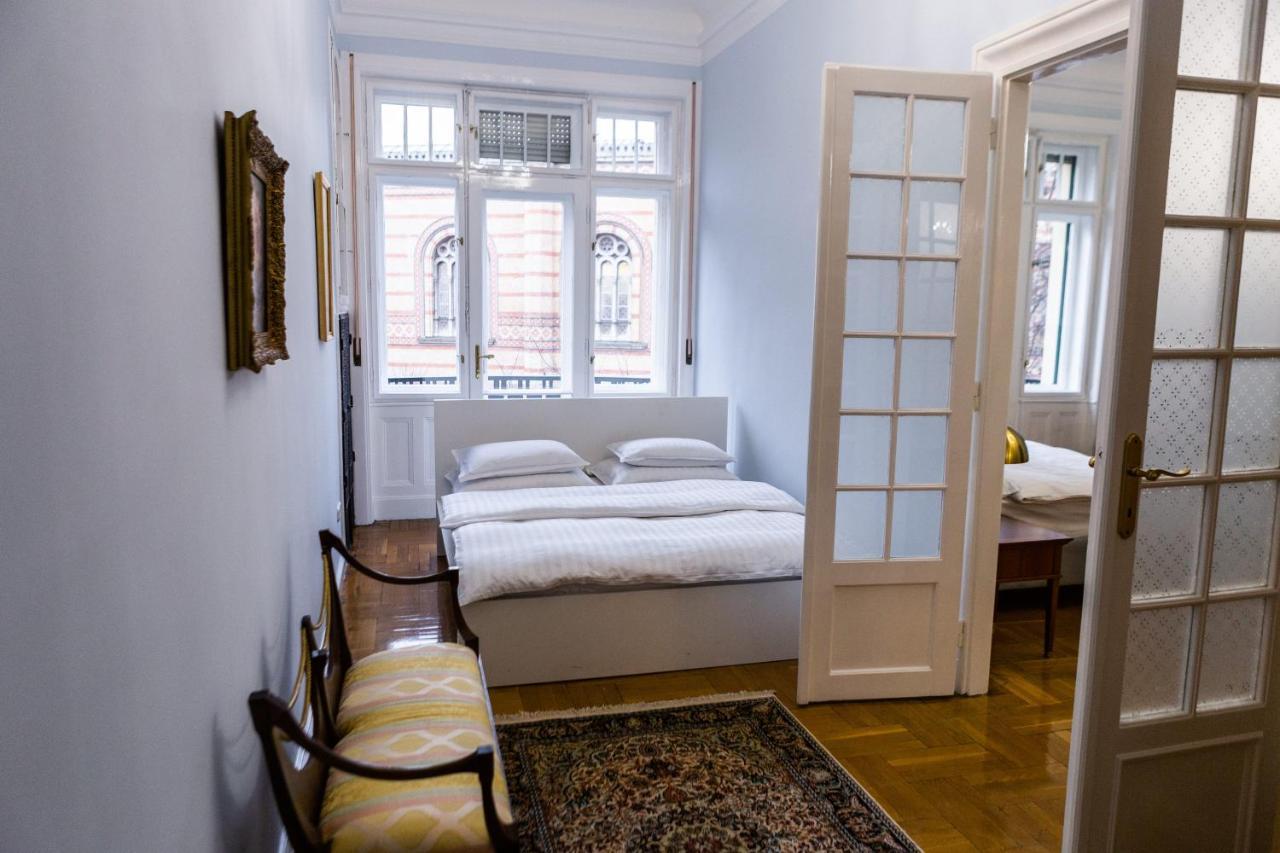 Luxury Downtown 3 Bedroom Apartment By Synagoge With Beautiful View Budapest Extérieur photo